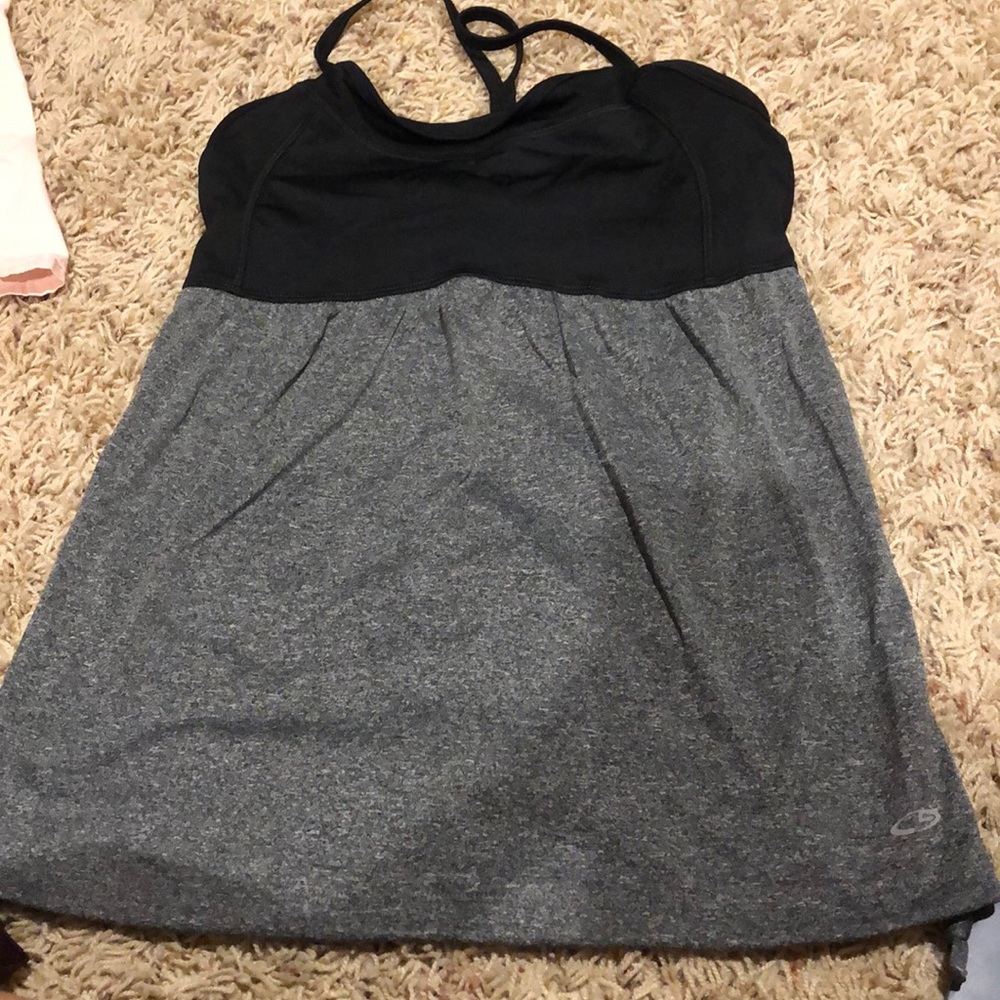 Champion workout shirt size s in great condition
